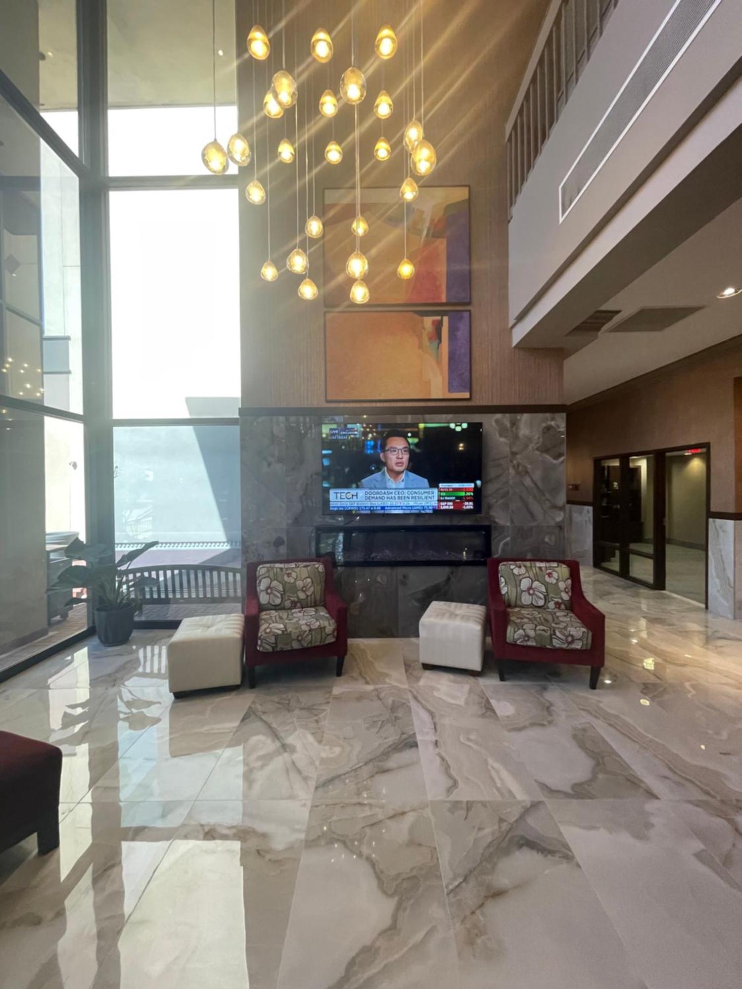 Grand Resort Hotel - Mt Laurel - Philadelphia Маунт Лорел Екстериор снимка