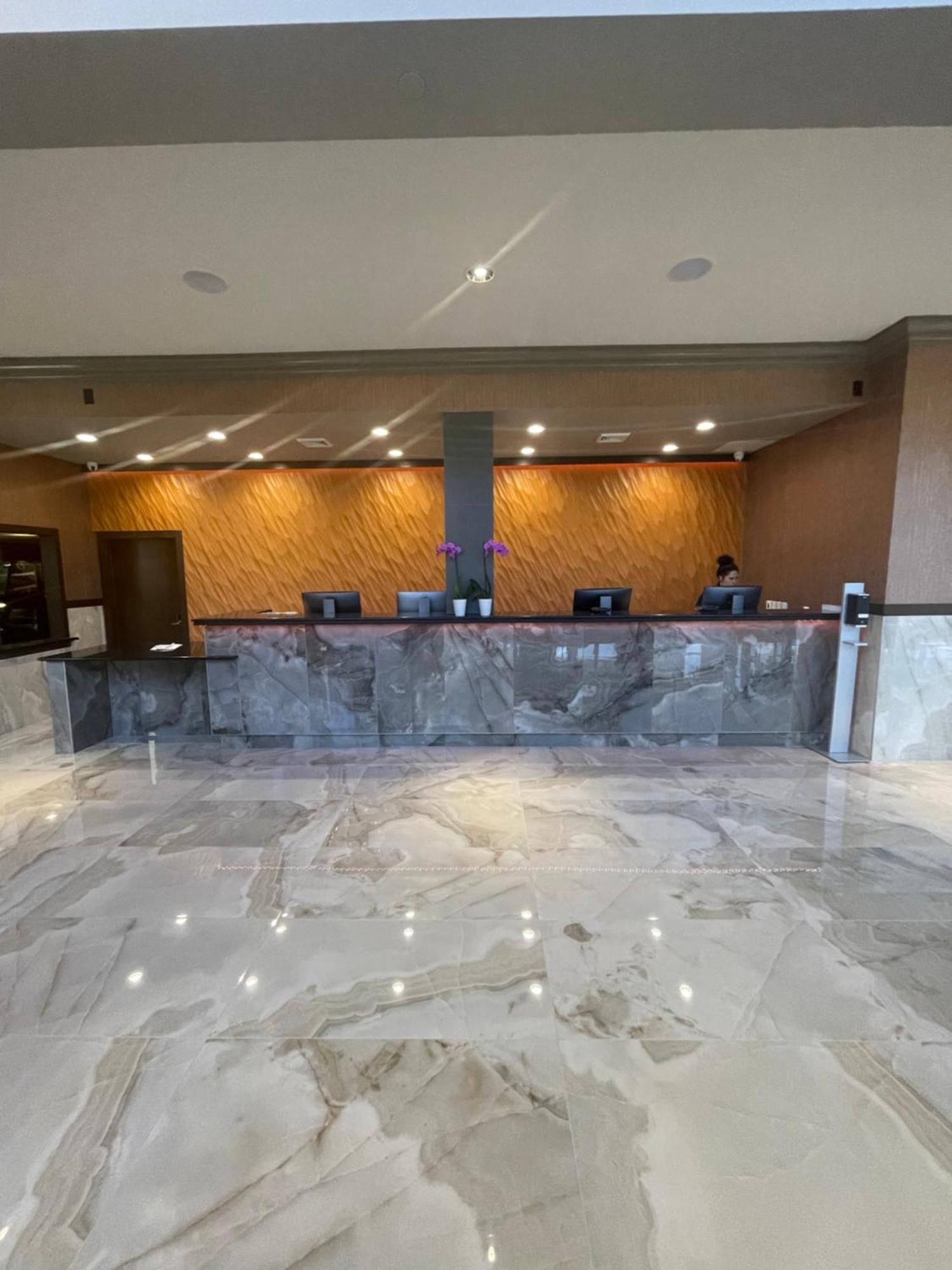 Grand Resort Hotel - Mt Laurel - Philadelphia Маунт Лорел Екстериор снимка