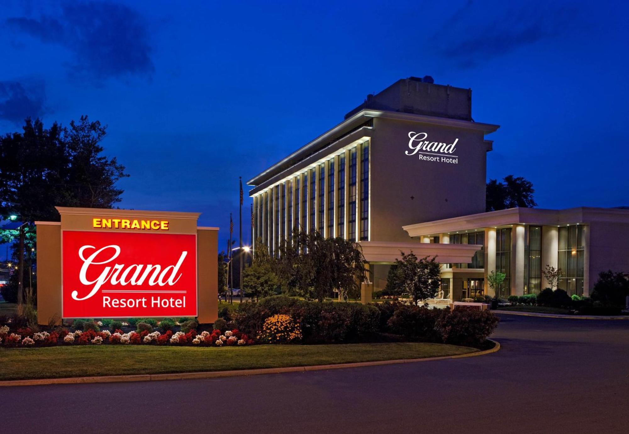 Grand Resort Hotel - Mt Laurel - Philadelphia Маунт Лорел Екстериор снимка